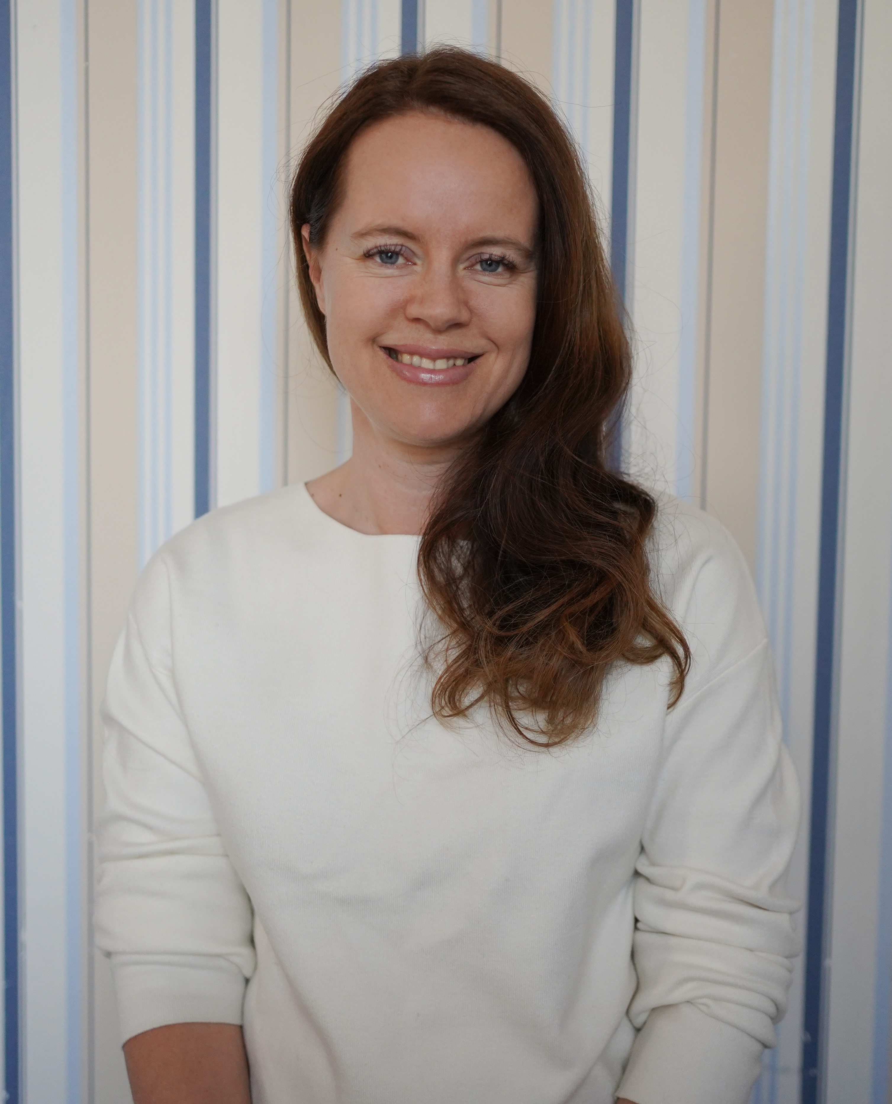 Олга Дукат — акушерка